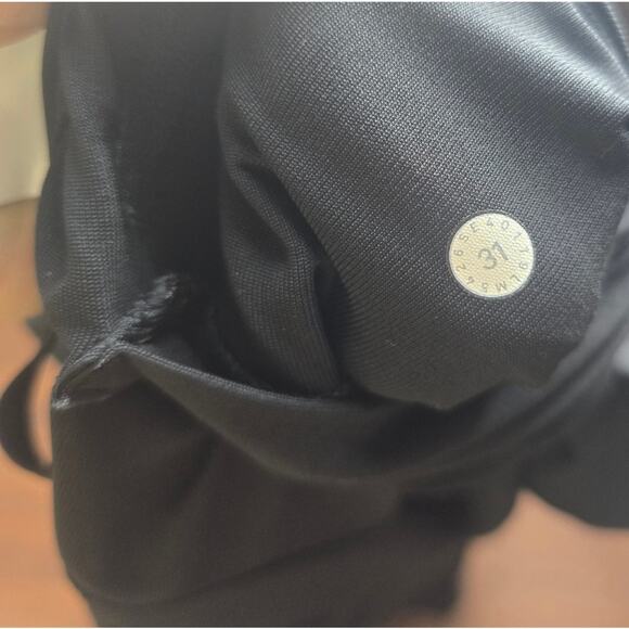 lululemon Black ABC pants - Picture 9 of 9